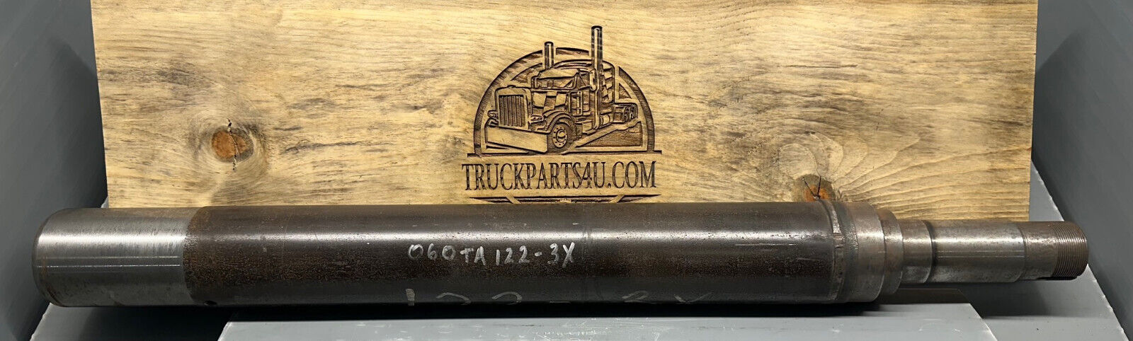 060TA122-3X Dana 60 off-highway axle tube, new